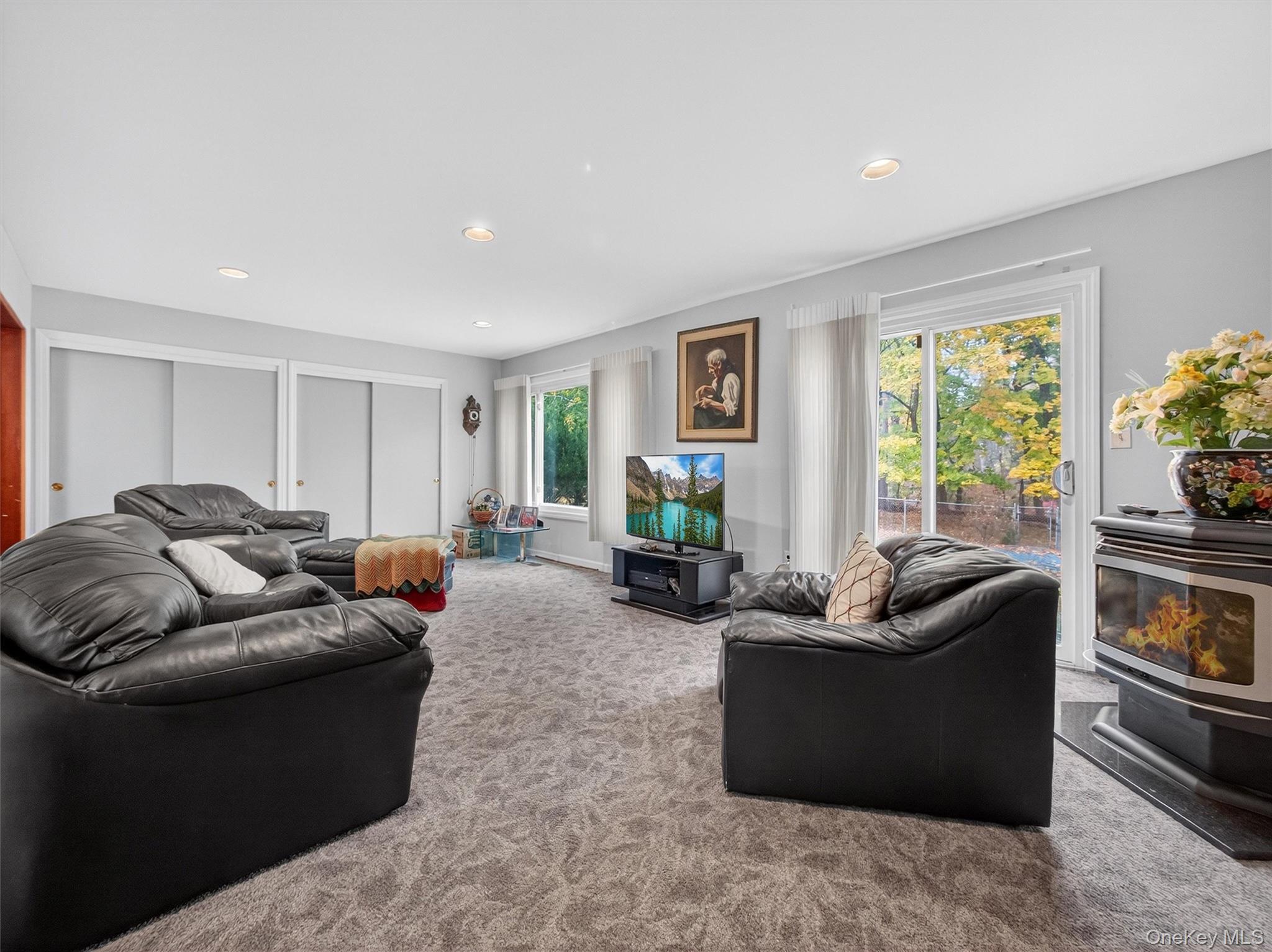 Single Family Kings Gate  Rockland County, NY 10901, MLS-928750-12