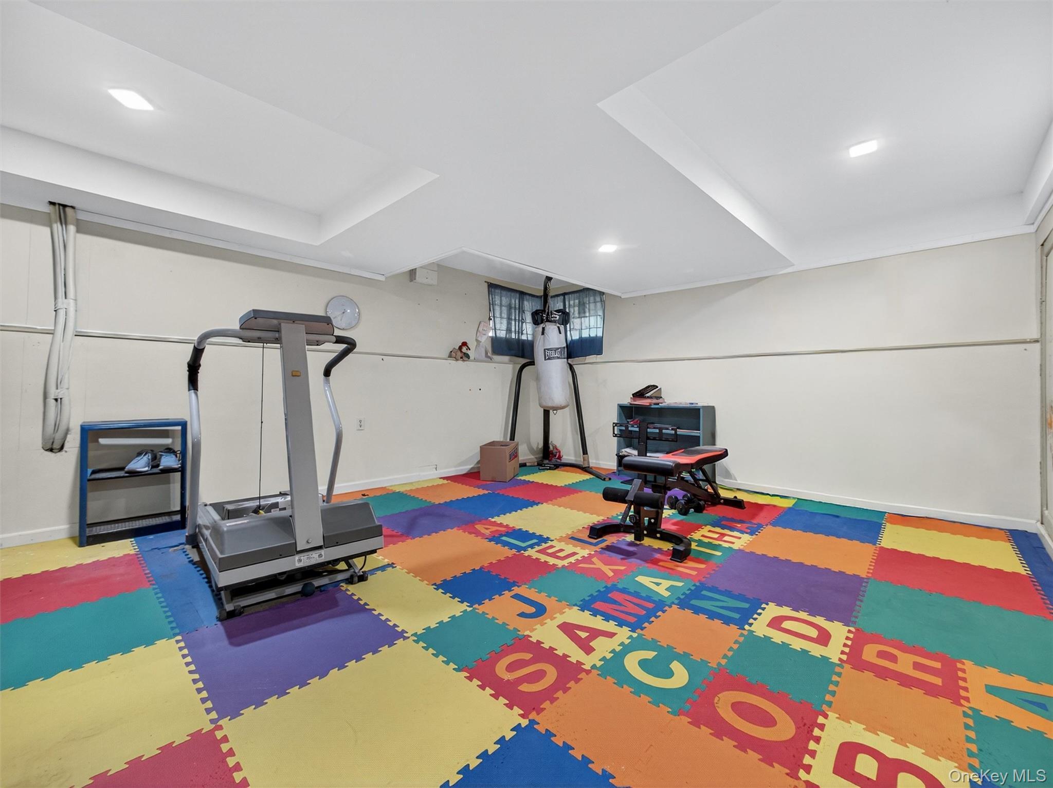 Single Family Kings Gate  Rockland County, NY 10901, MLS-928750-38