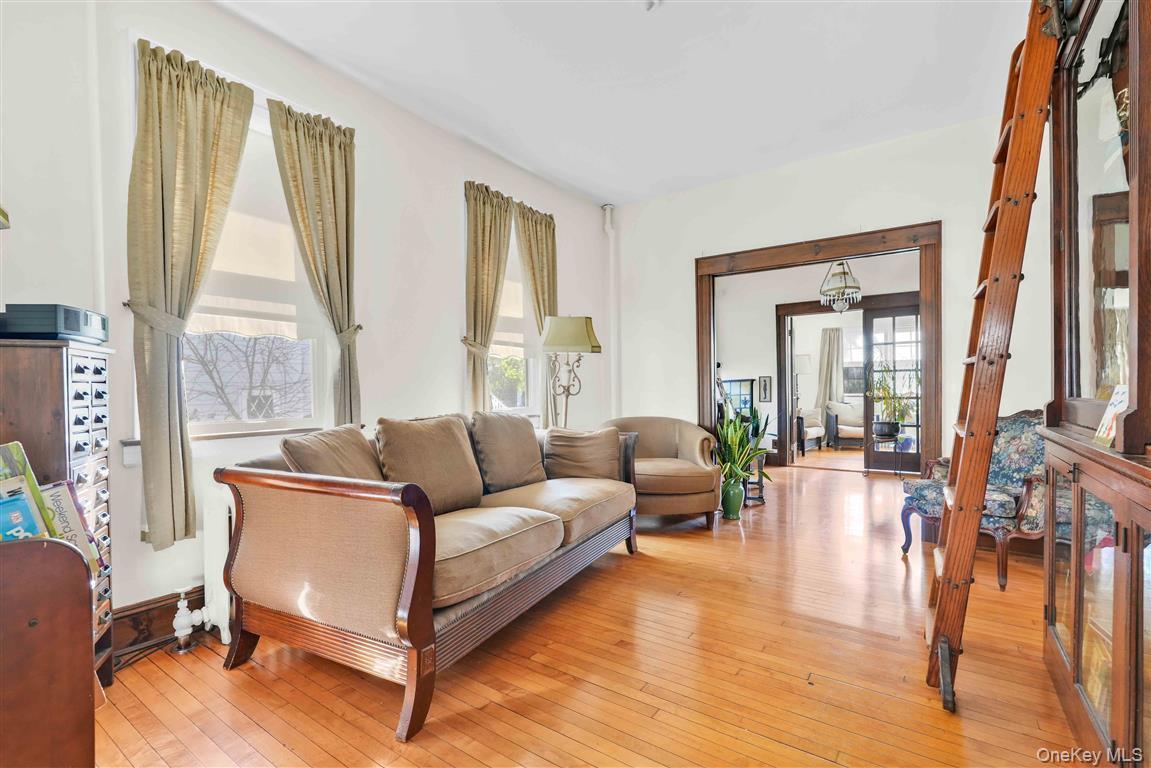 Single Family 104th  Queens, NY 11418, MLS-928757-10