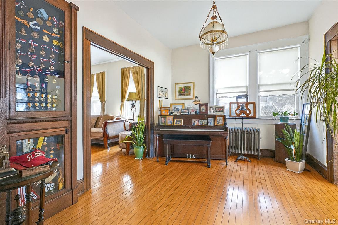 Single Family 104th  Queens, NY 11418, MLS-928757-16