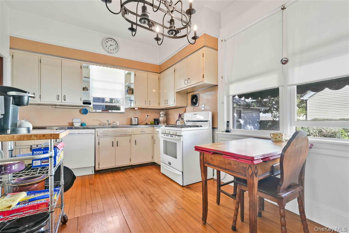 Single Family 104th  Queens, NY 11418, MLS-928757-19