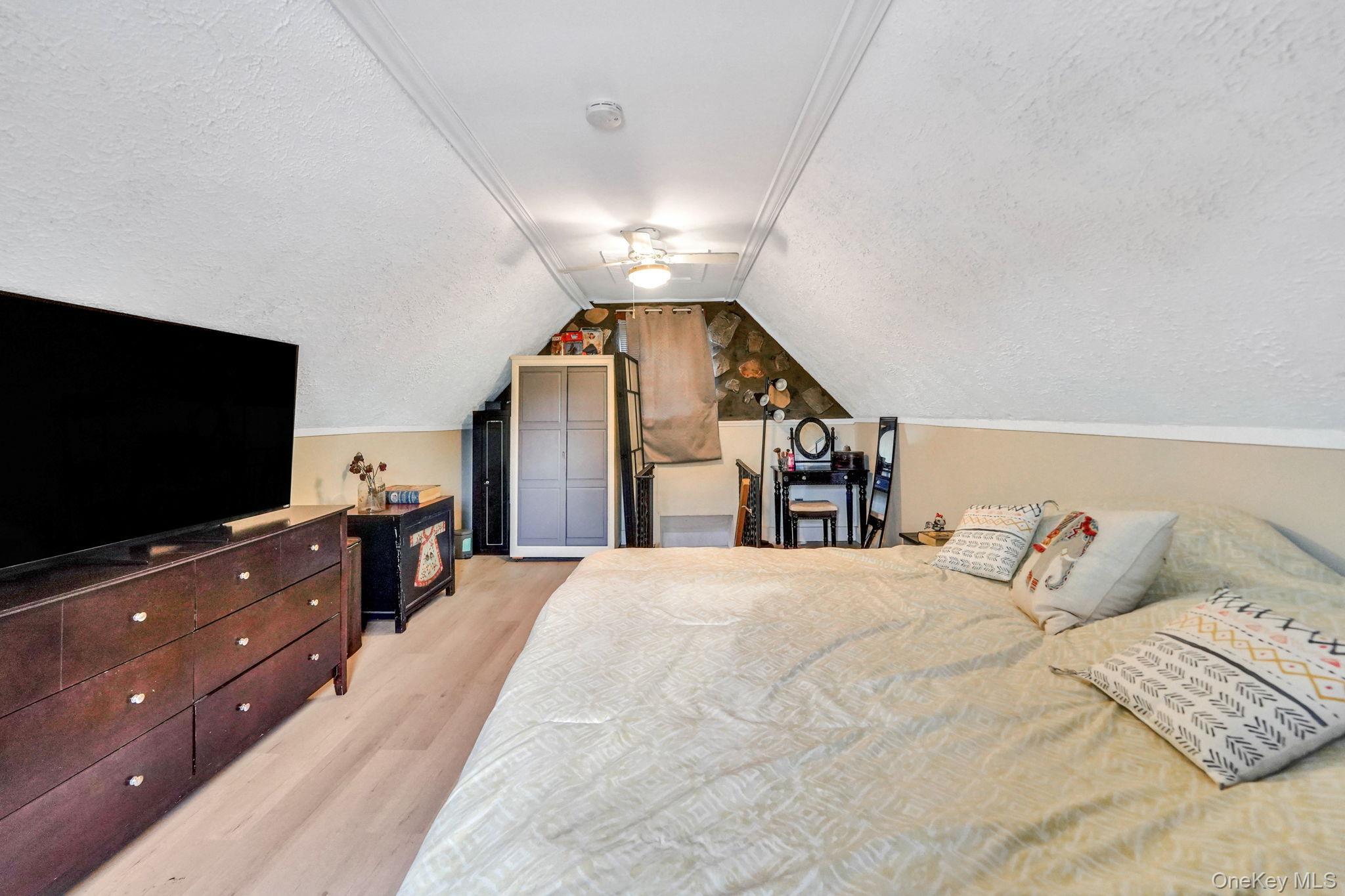 Single Family Highview  Suffolk County, NY 11784, MLS-928778-19