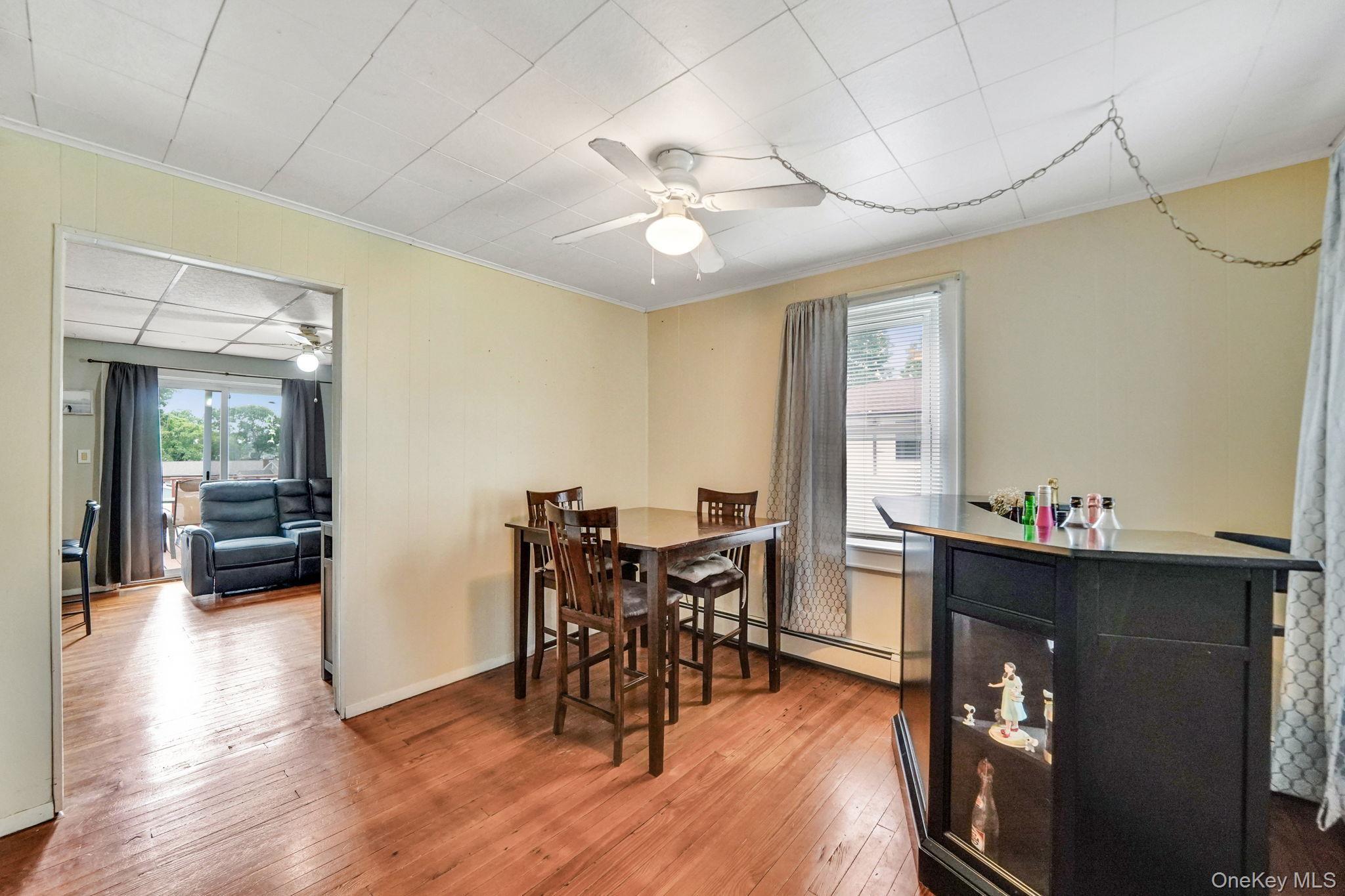 Single Family Highview  Suffolk County, NY 11784, MLS-928778-8