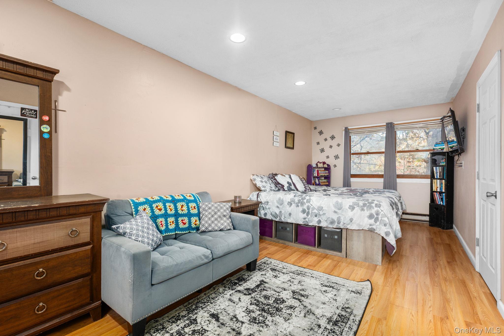 Single Family Riley  Orange County, NY 12553, MLS-928785-24