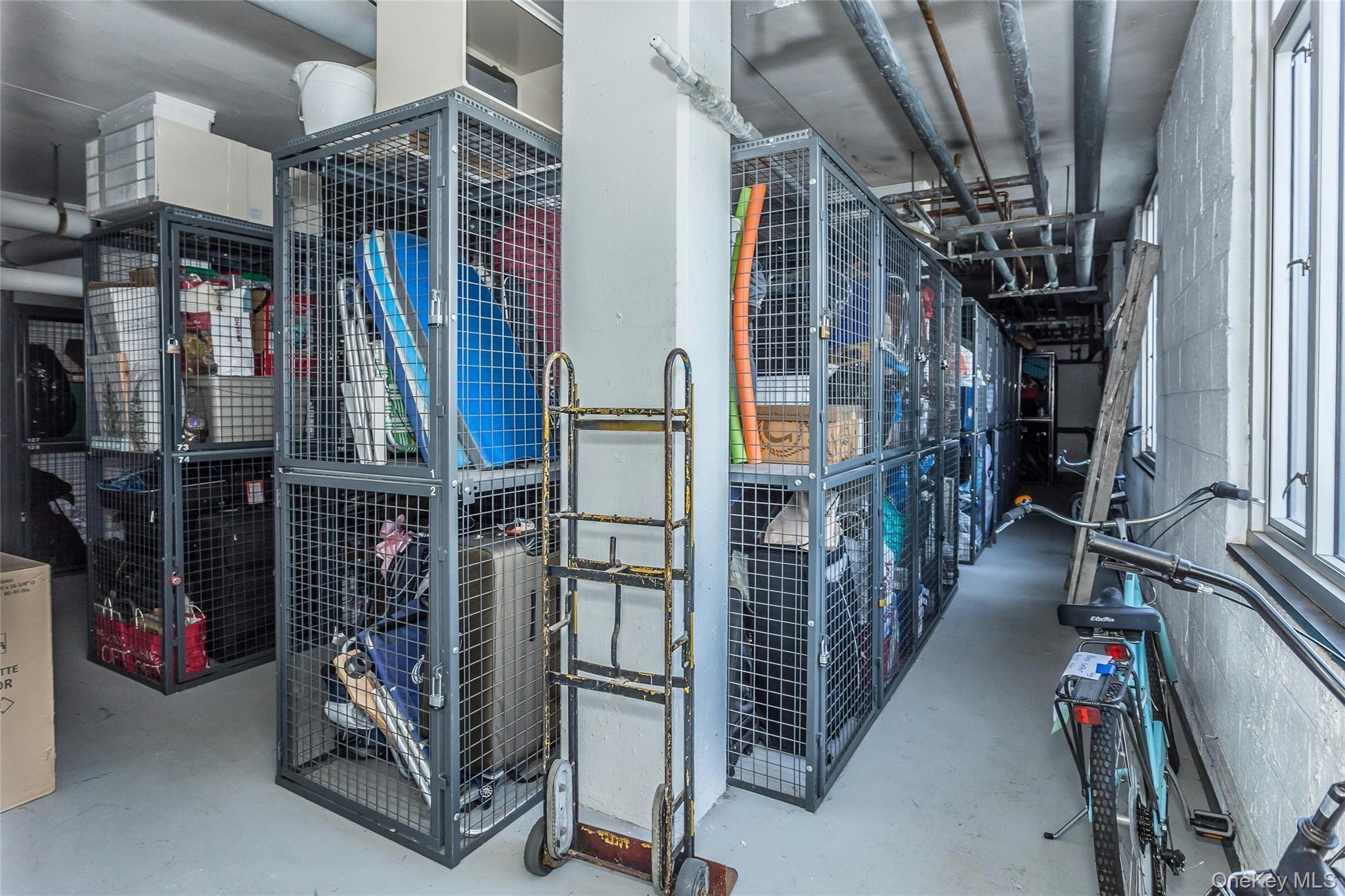 Coop Neptune  Nassau County, NY 11561, MLS-928799-27