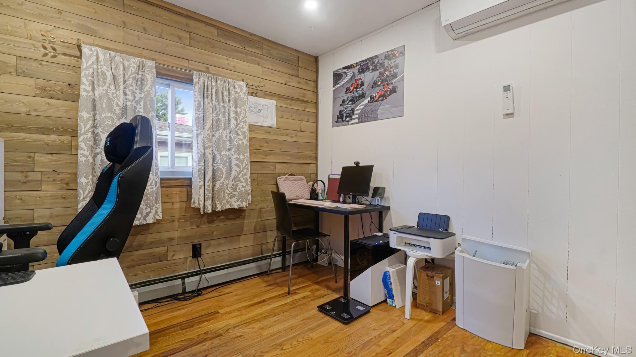 Single Family Fir Grove  Suffolk County, NY 11779, MLS-928815-10