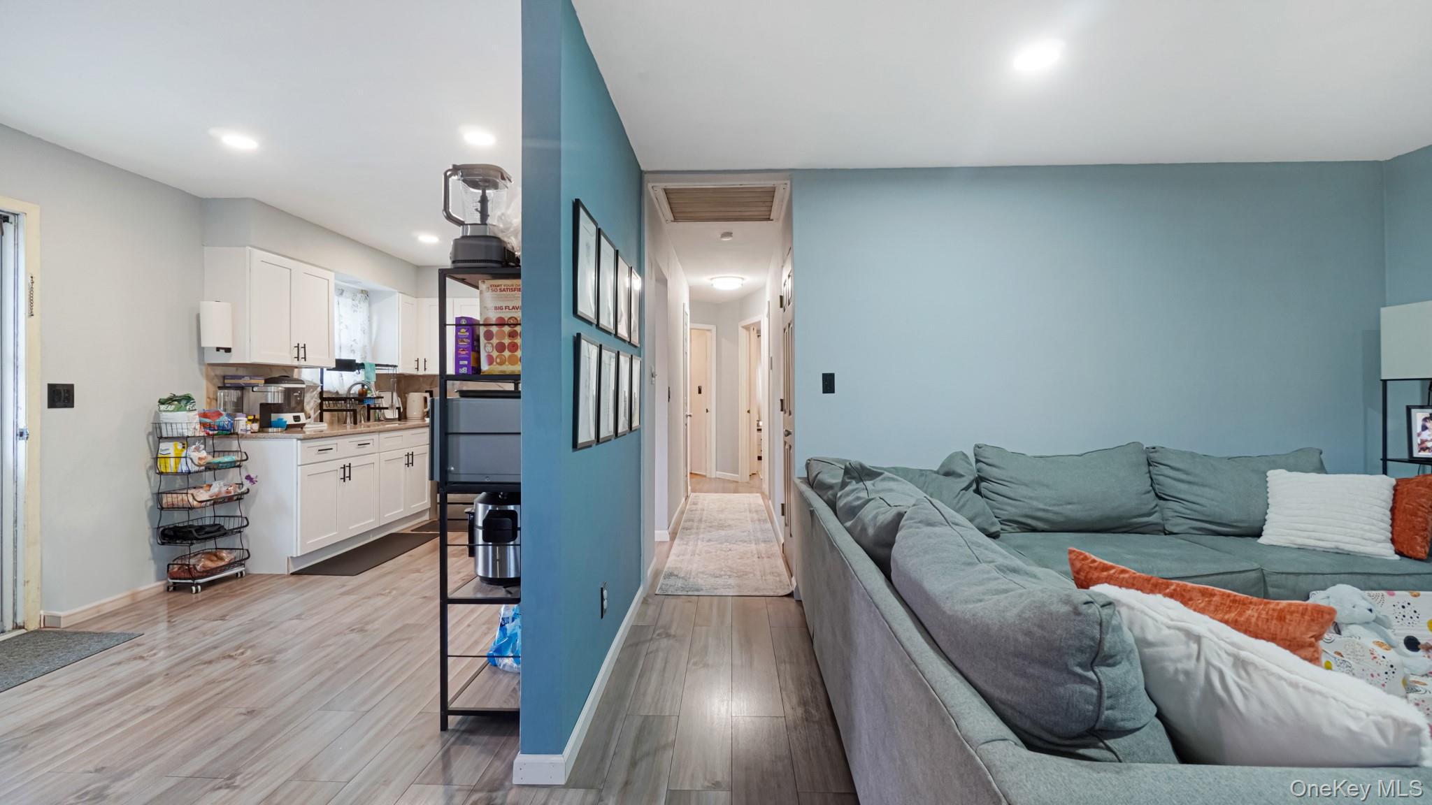 Single Family Fir Grove  Suffolk County, NY 11779, MLS-928815-9