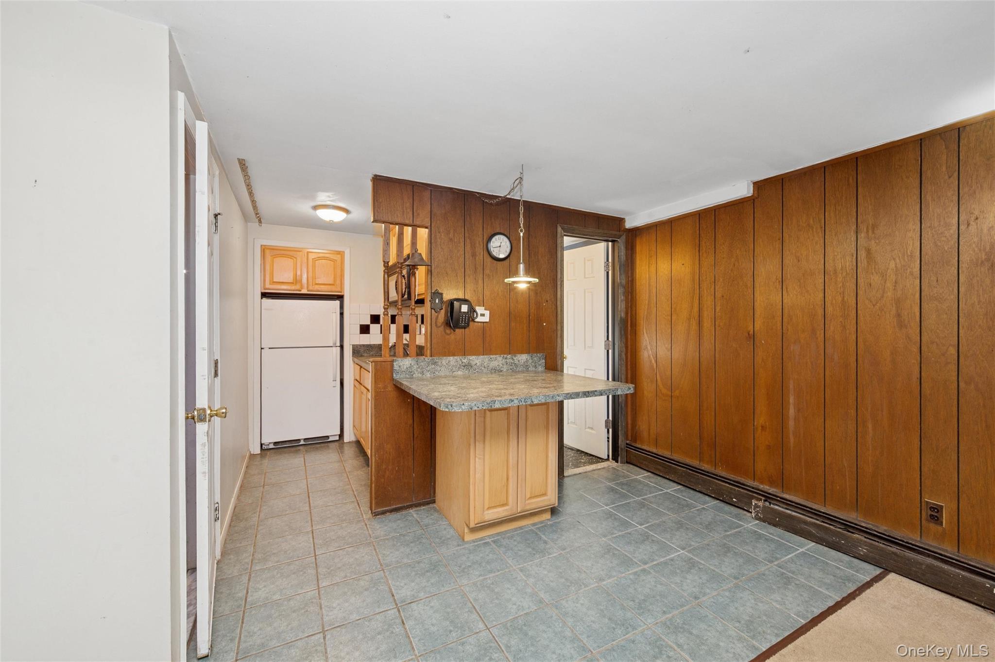 Single Family Andrew  Suffolk County, NY 11752, MLS-928820-25