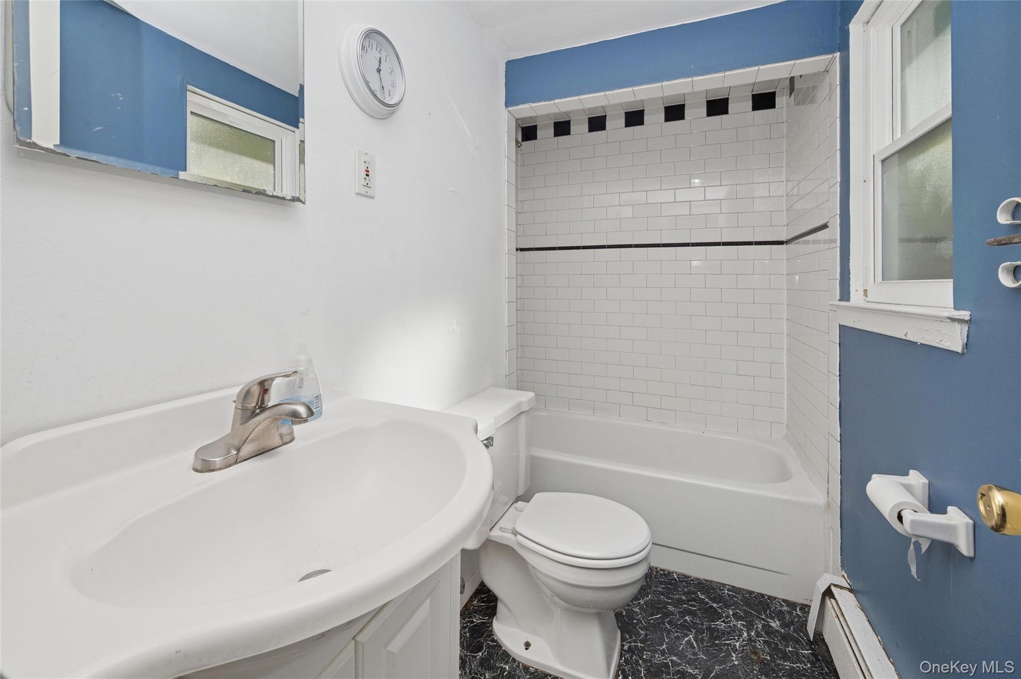 Single Family Andrew  Suffolk County, NY 11752, MLS-928820-27