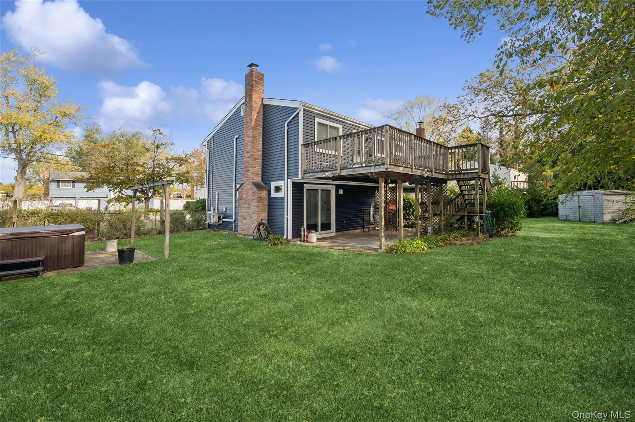 Single Family Andrew  Suffolk County, NY 11752, MLS-928820-34