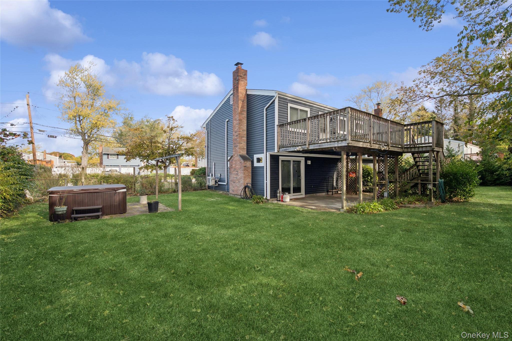 Single Family Andrew  Suffolk County, NY 11752, MLS-928820-35