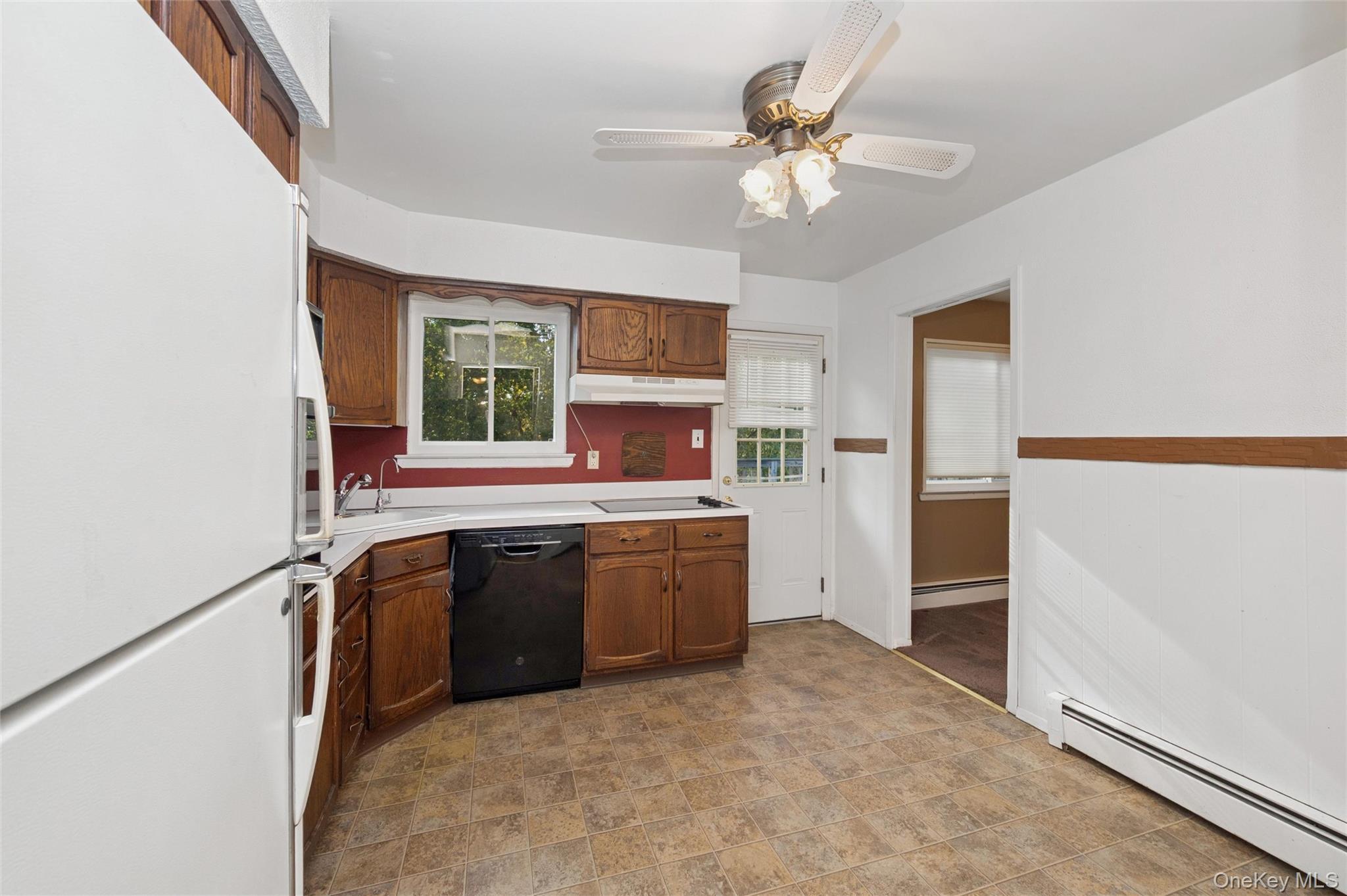 Single Family Andrew  Suffolk County, NY 11752, MLS-928820-6