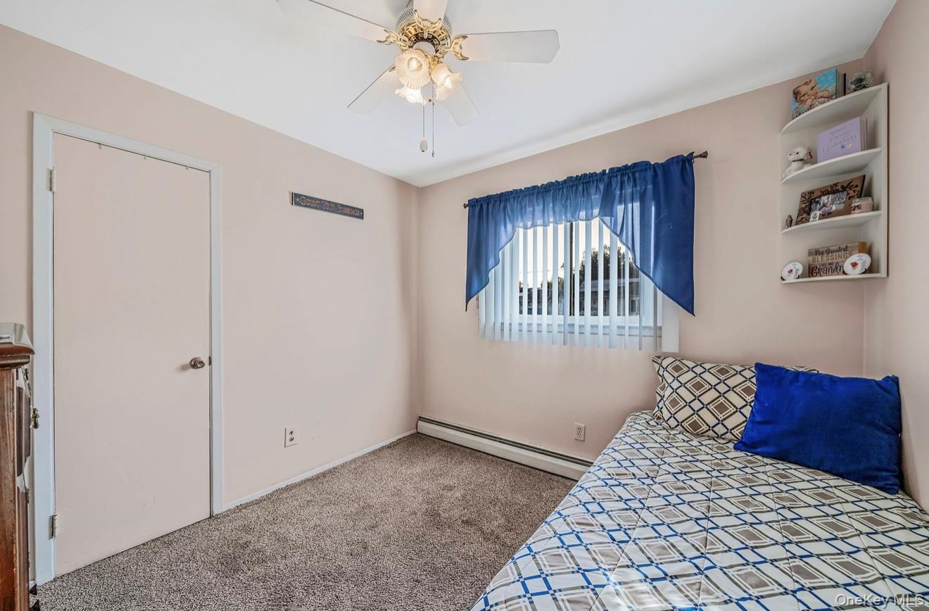 Single Family Lenox  Suffolk County, NY 11757, MLS-928821-17