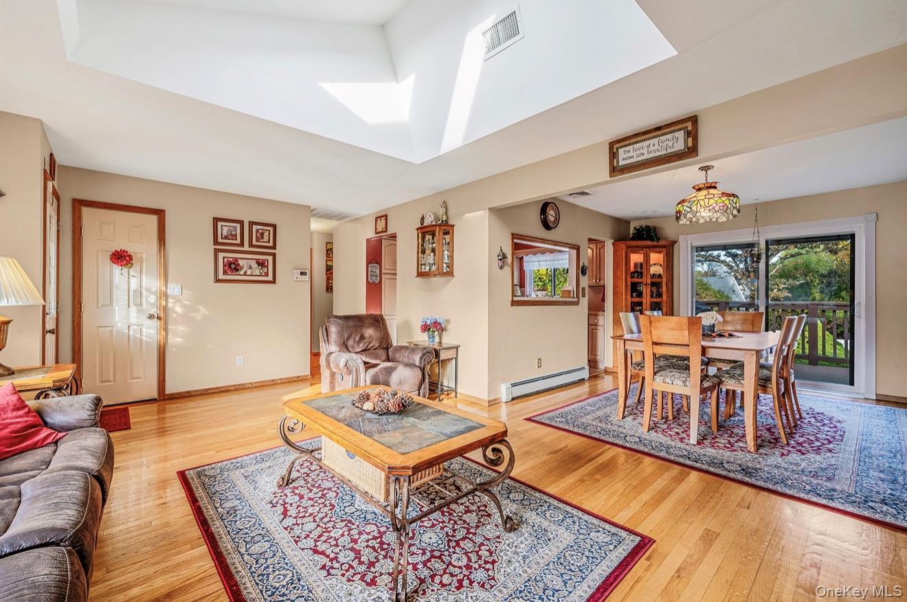 Single Family Lenox  Suffolk County, NY 11757, MLS-928821-8