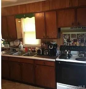 Single Family W Broadway Out Of Area, NY 08079, MLS-928837-8