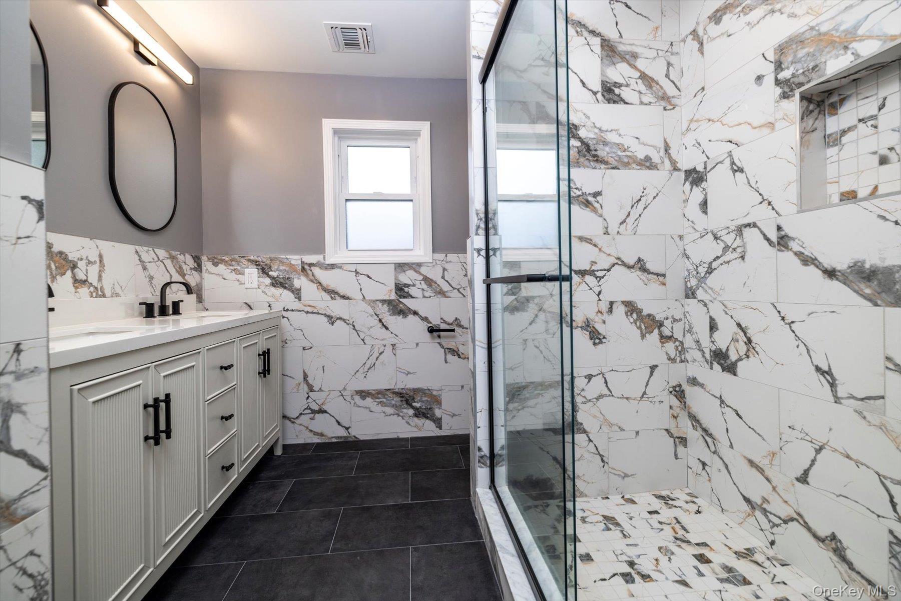 Single Family Heather  Nassau County, NY 11756, MLS-928841-10