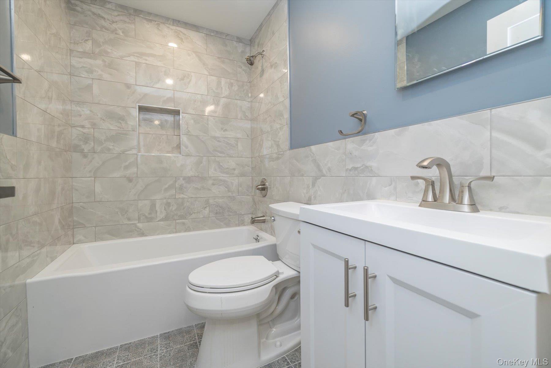 Single Family Heather  Nassau County, NY 11756, MLS-928841-12