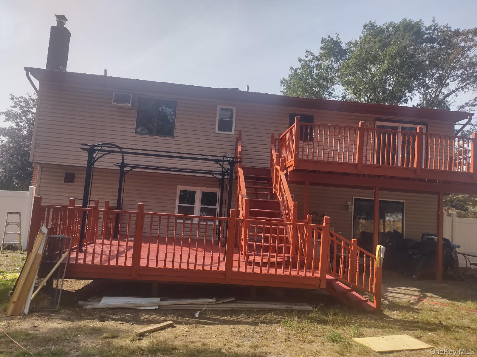 Single Family Woodbrook Drive  Suffolk County, NY 11691, MLS-928845-17