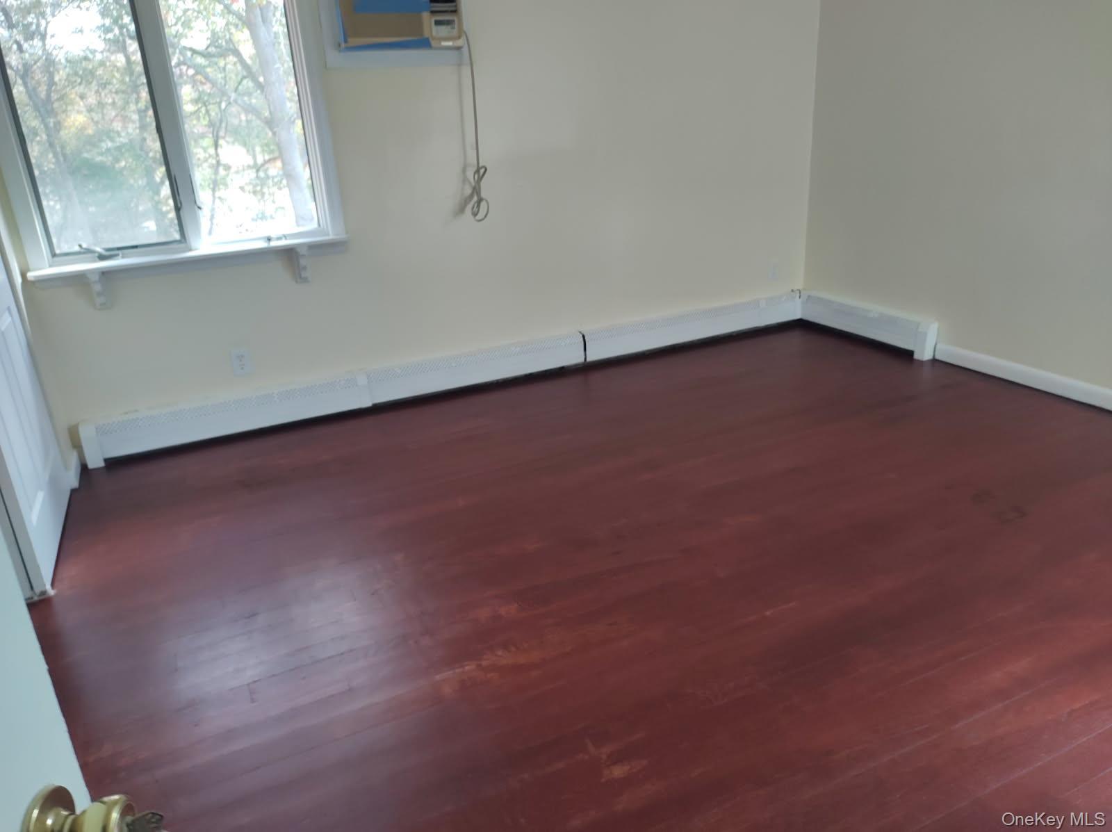 Single Family Woodbrook Drive  Suffolk County, NY 11691, MLS-928845-7