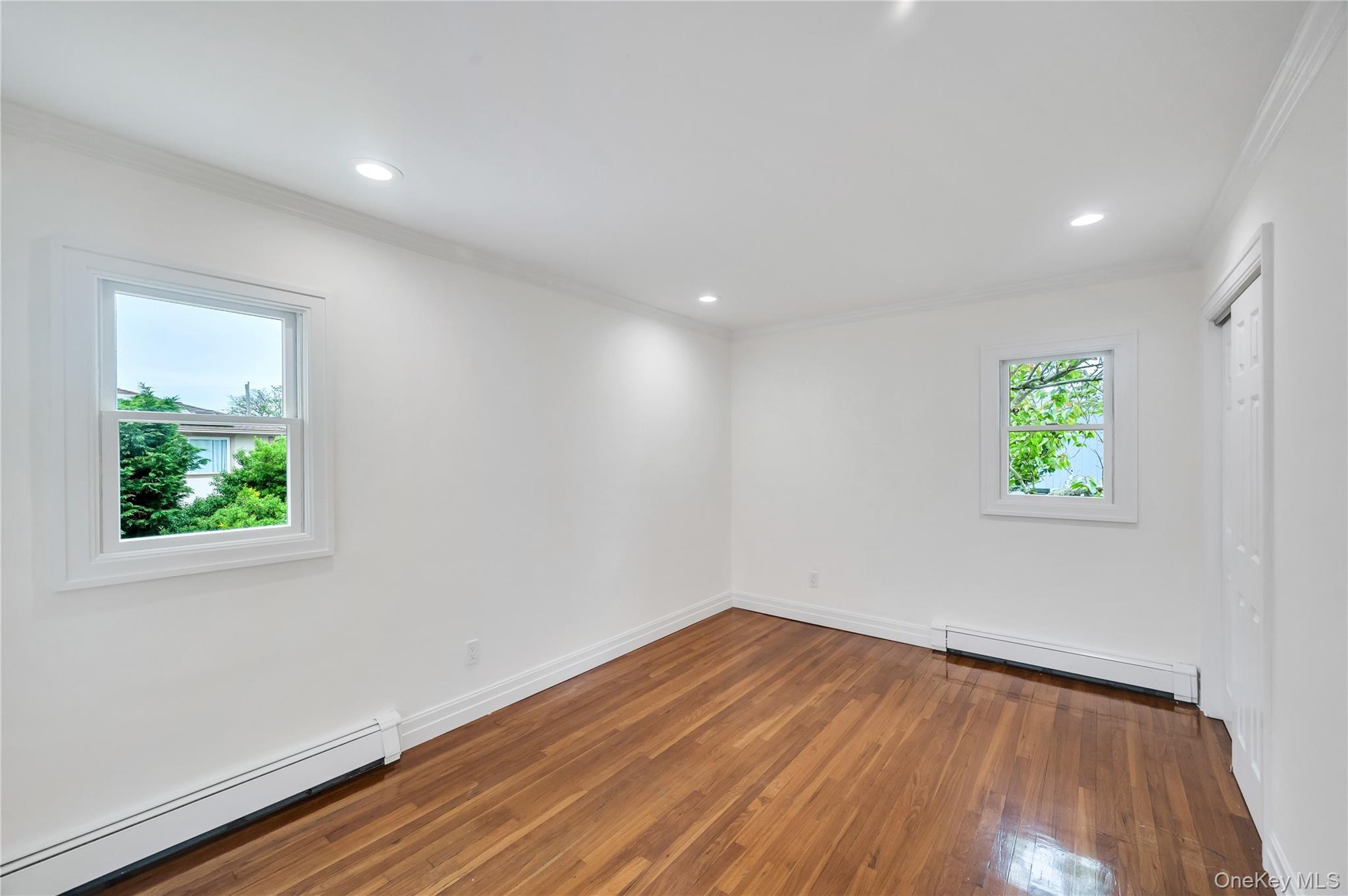 Single Family Riviera Nassau County, NY 11758, MLS-928847-15