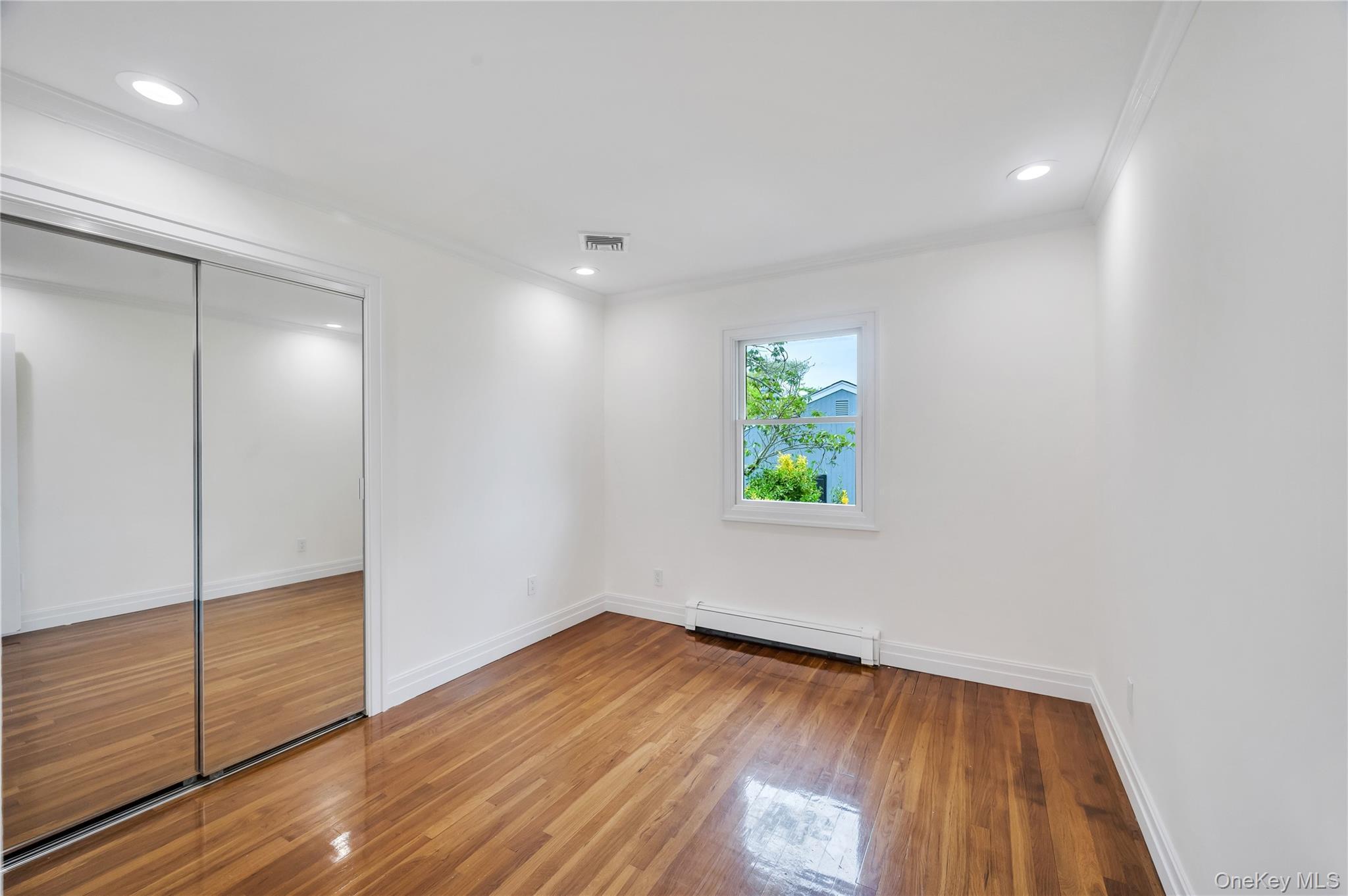 Single Family Riviera Nassau County, NY 11758, MLS-928847-18