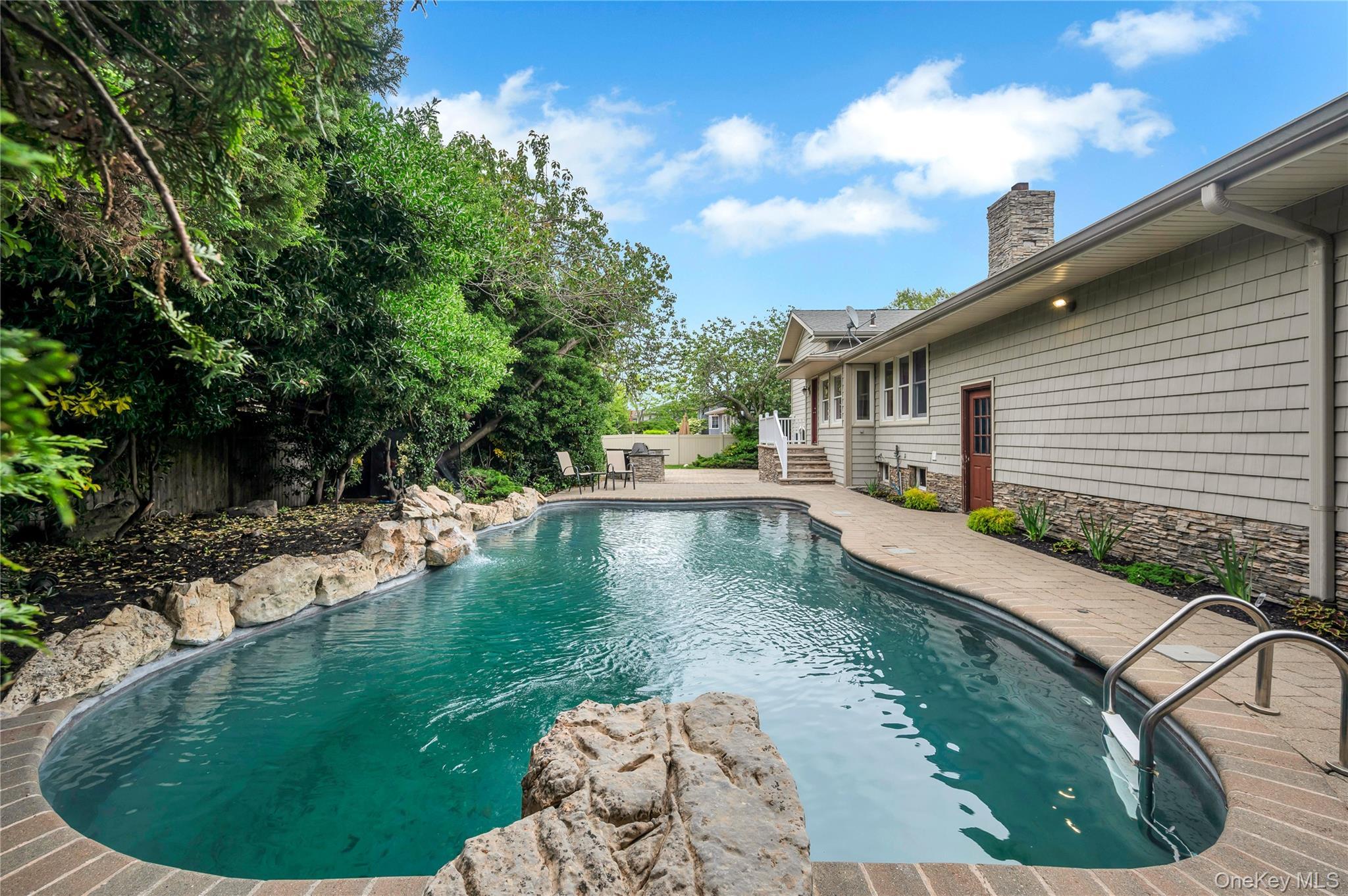 Single Family Riviera Nassau County, NY 11758, MLS-928847-3