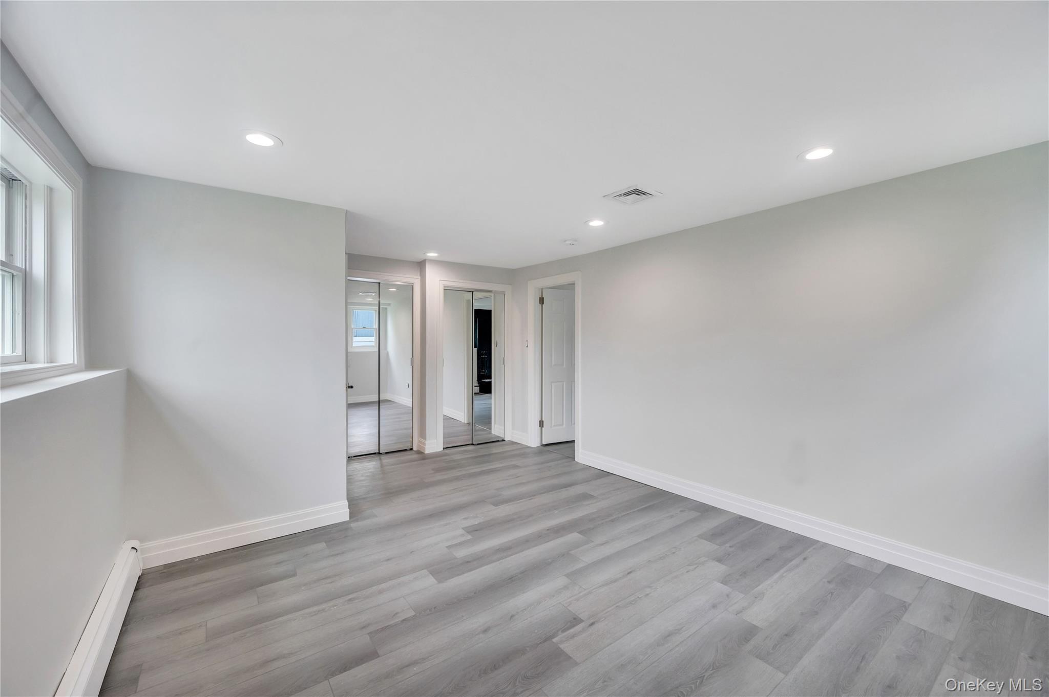 Single Family Riviera Nassau County, NY 11758, MLS-928847-32