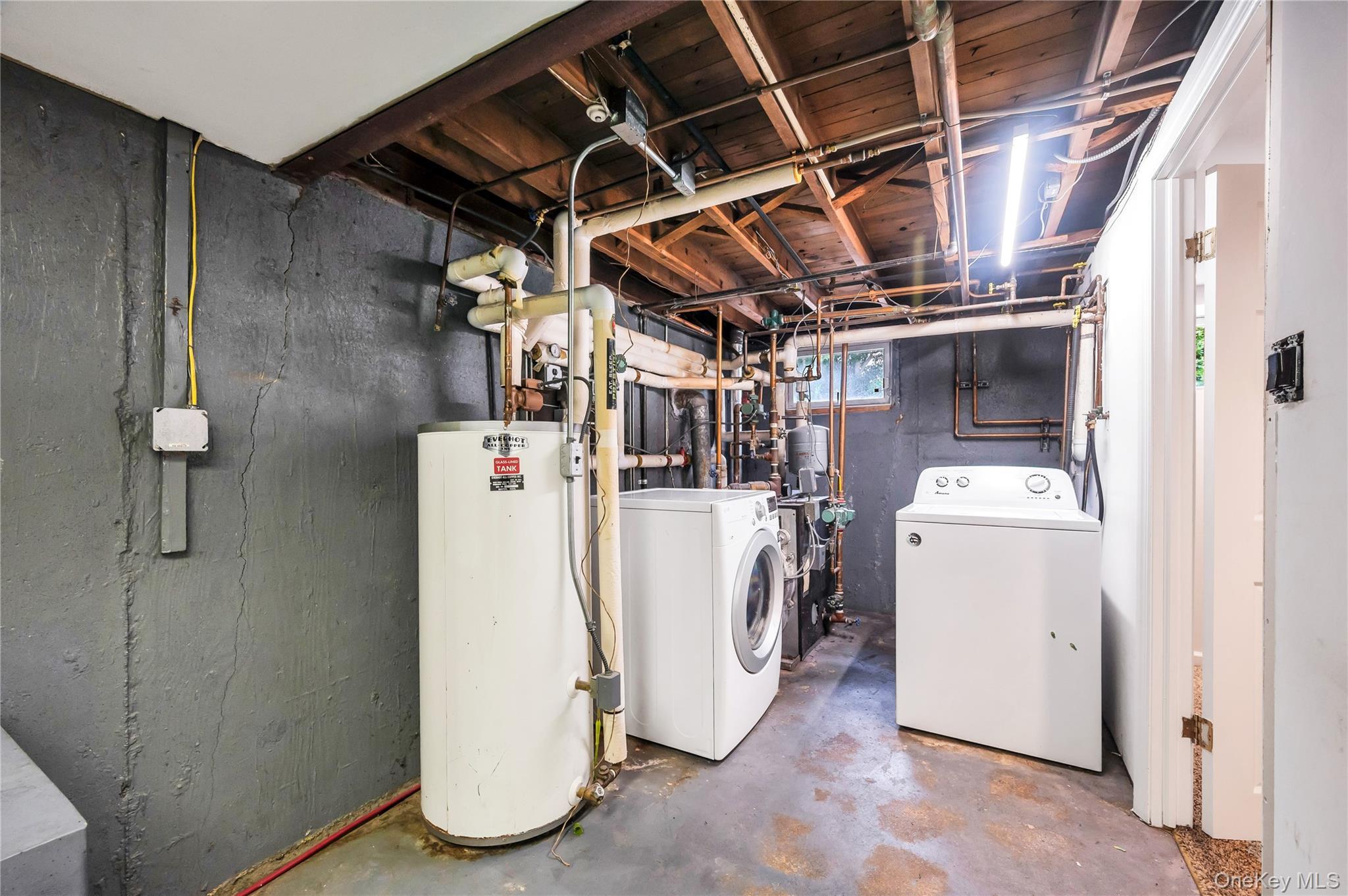 Single Family Riviera Nassau County, NY 11758, MLS-928847-36