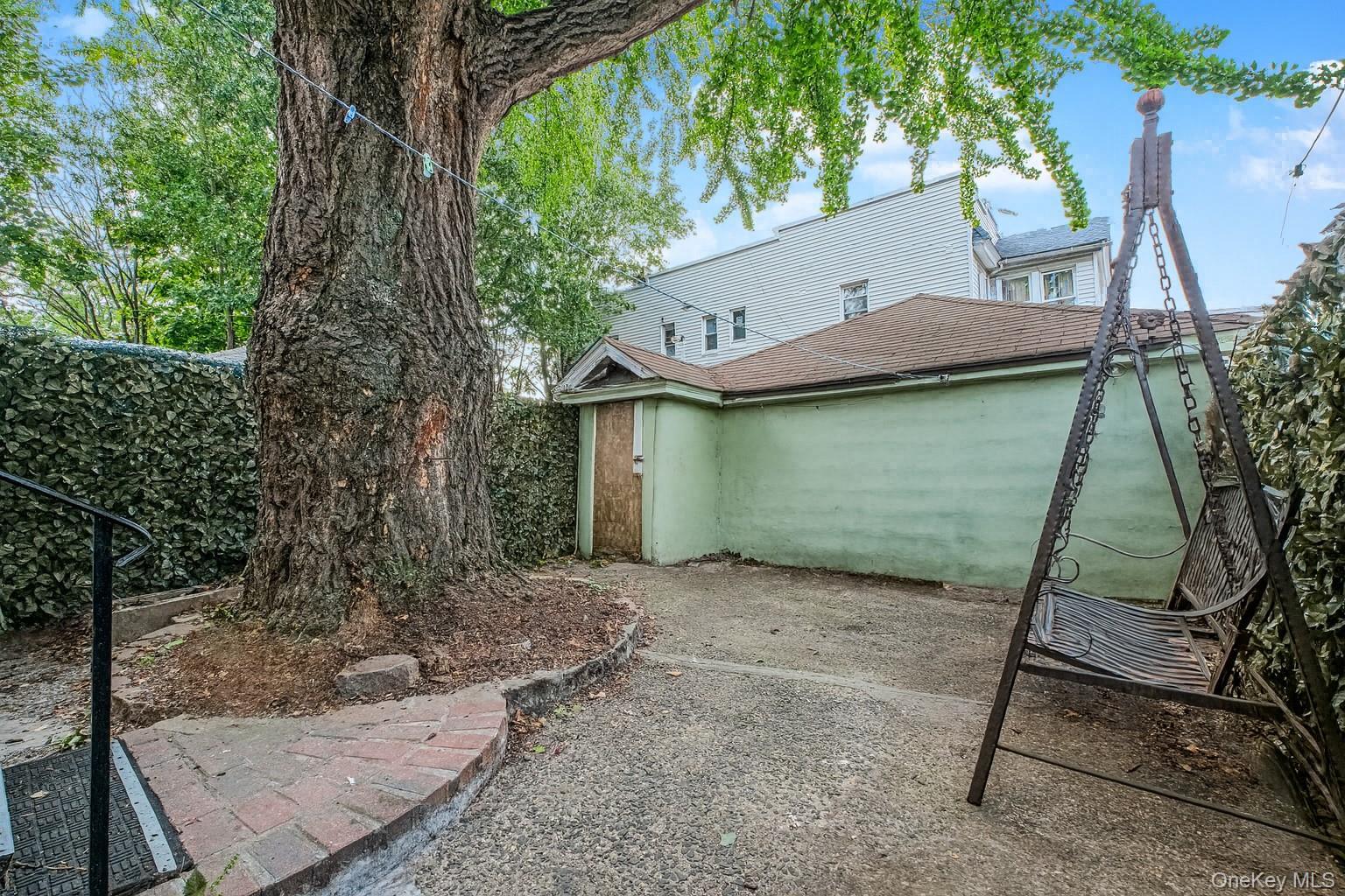 Single Family 95th Street  Queens, NY 11421, MLS-928853-5