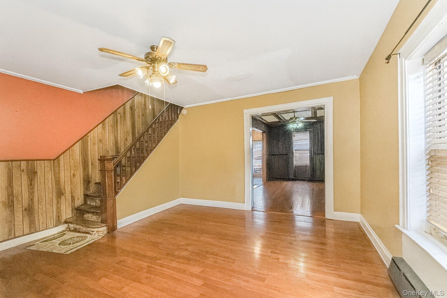 Single Family 95th Street  Queens, NY 11421, MLS-928853-7