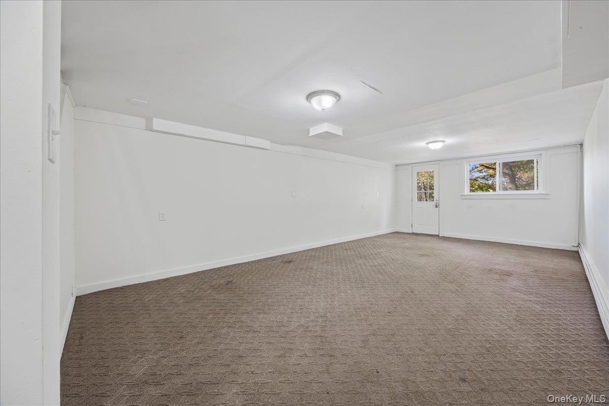 Single Family Highland  Orange County, NY 10990, MLS-928859-23