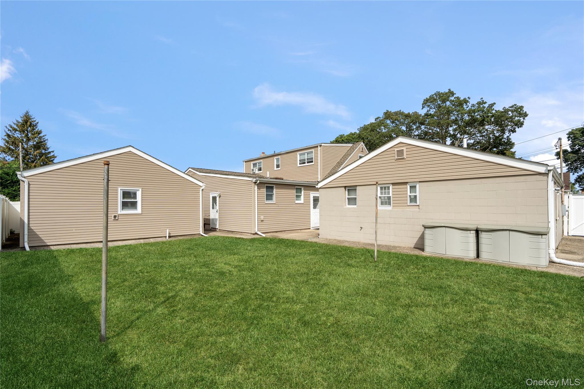 Single Family Fulton  Suffolk County, NY 11757, MLS-928865-46