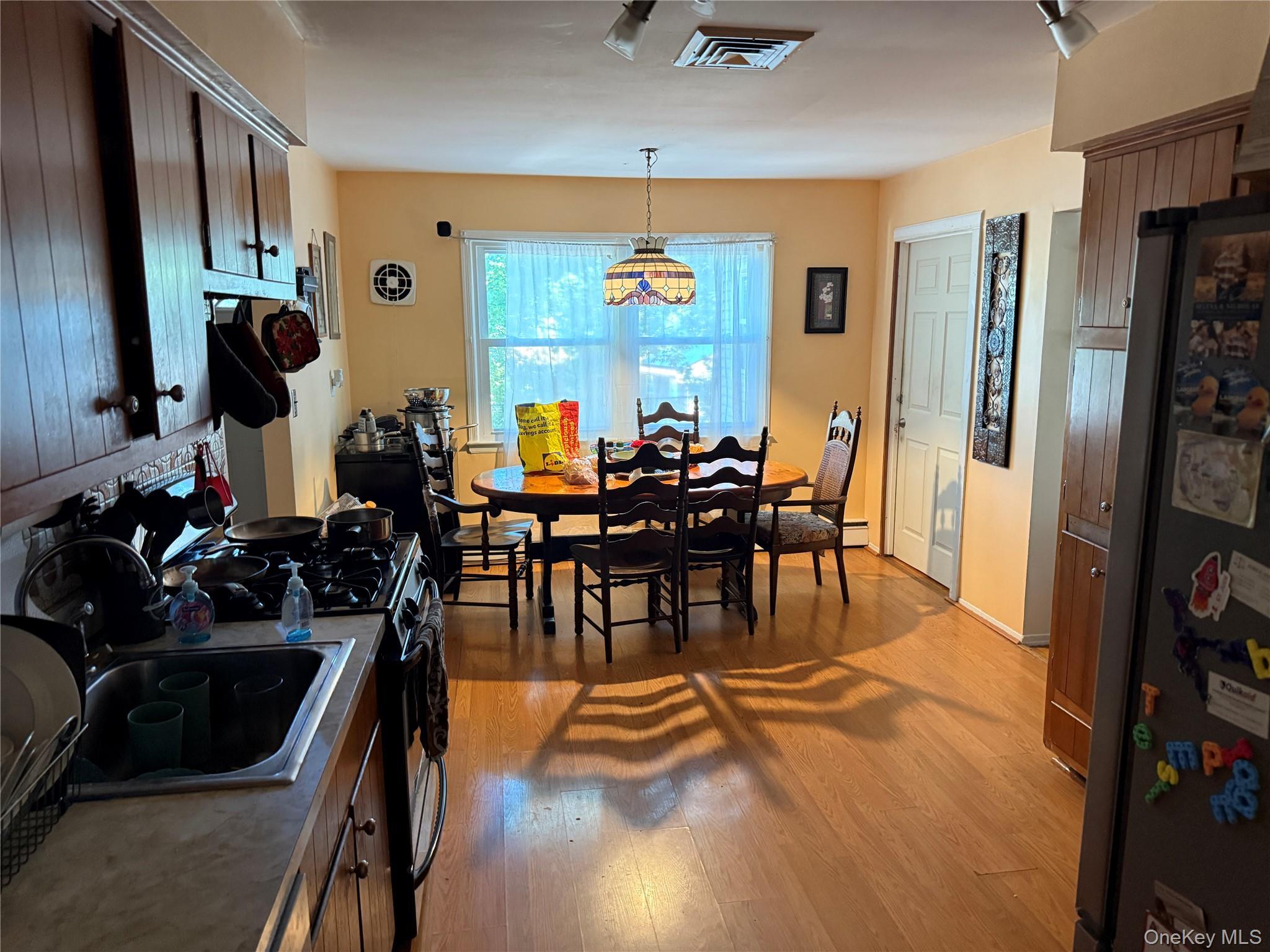 Single Family Somerset  Suffolk County, NY 11733, MLS-928867-4