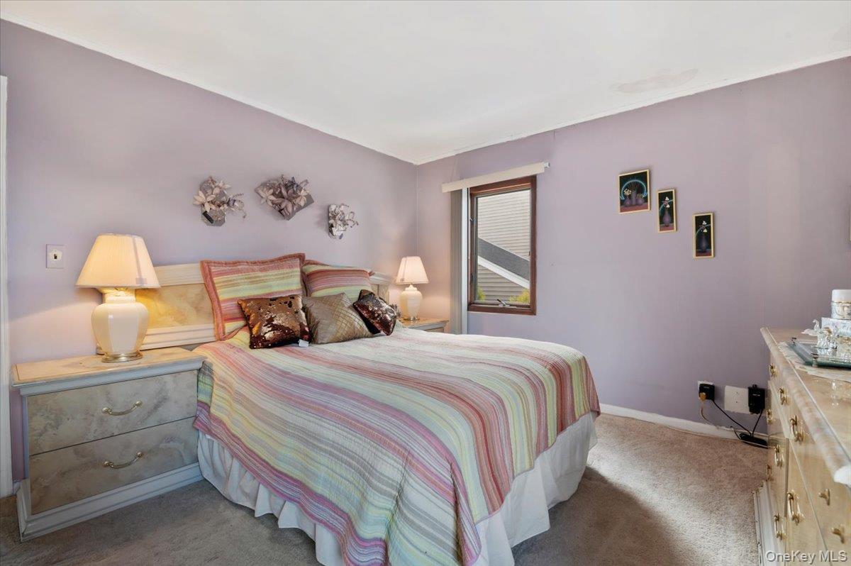 Single Family Bradford  Nassau County, NY 11714, MLS-928874-11