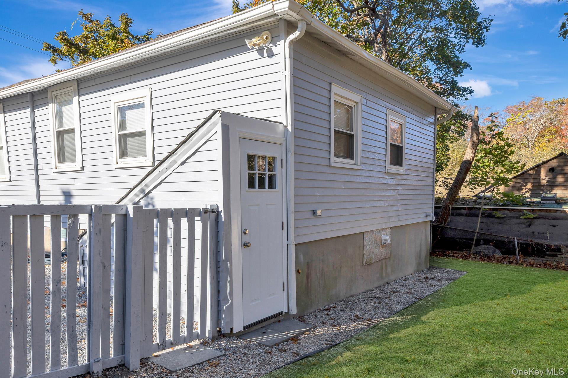 Single Family Flanders  Suffolk County, NY 11901, MLS-928898-25