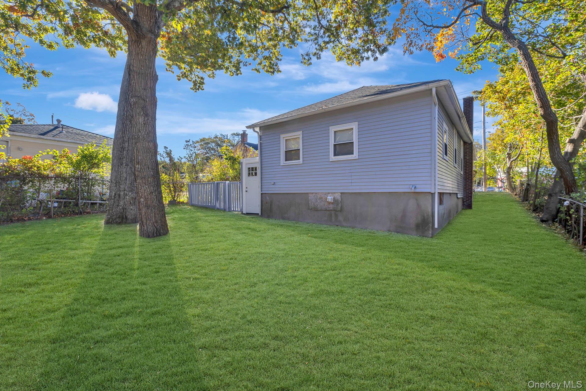 Single Family Flanders  Suffolk County, NY 11901, MLS-928898-26