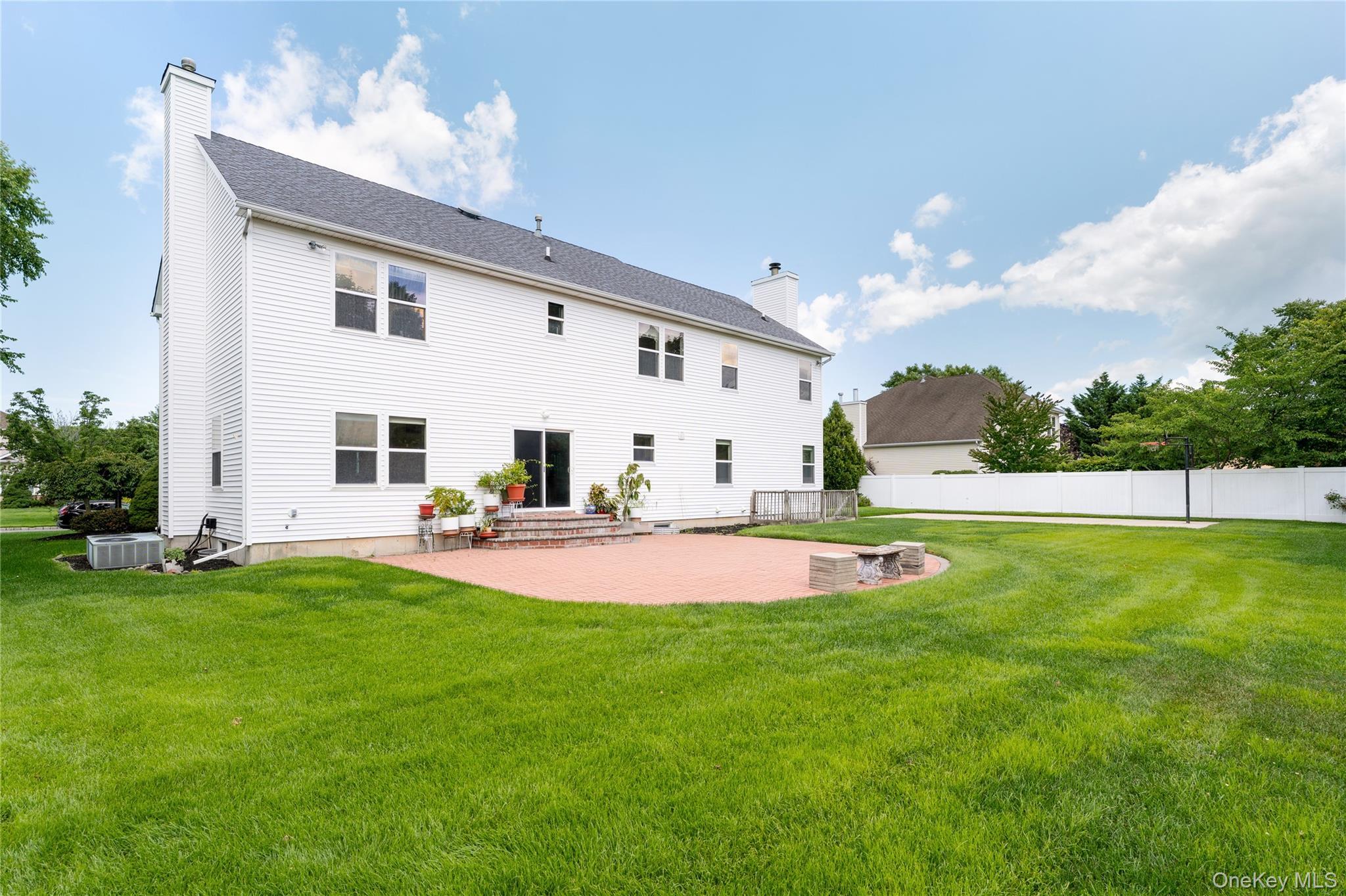 Single Family Island  Suffolk County, NY 11766, MLS-928904-31