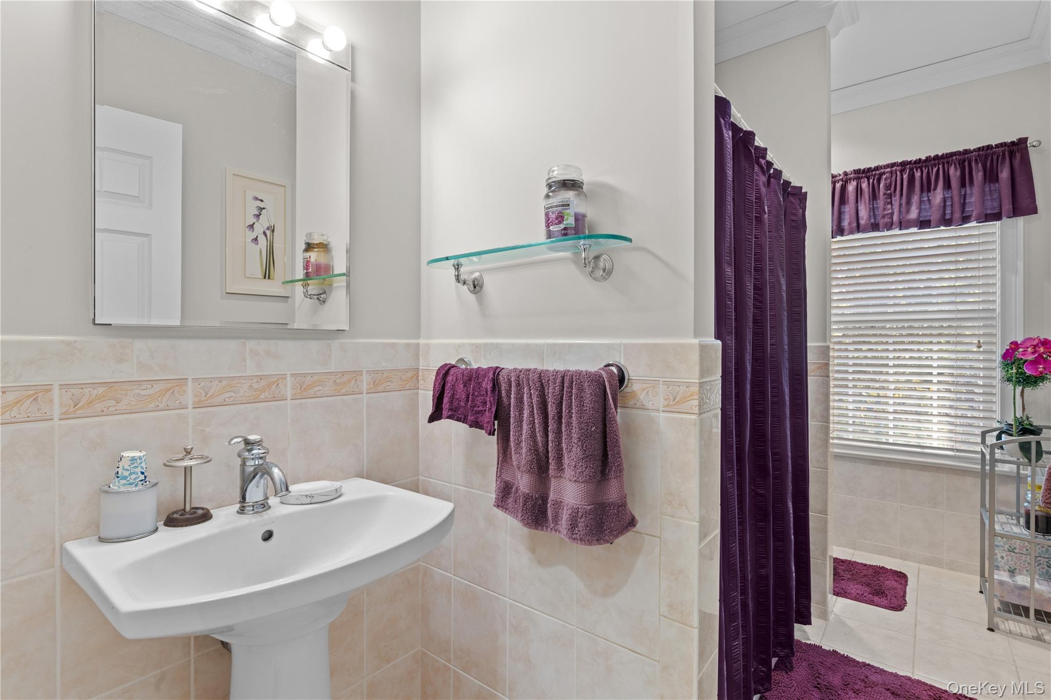 Single Family Peconic Bay  Suffolk County, NY 11901, MLS-928908-18