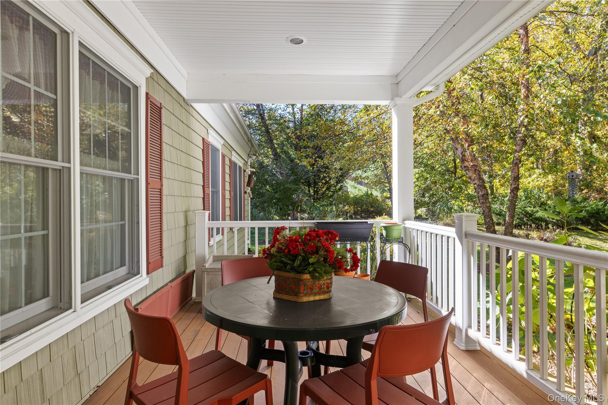 Single Family Peconic Bay  Suffolk County, NY 11901, MLS-928908-25