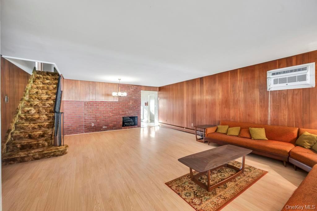 Single Family Fireplace  Nassau County, NY 11801, MLS-928920-16