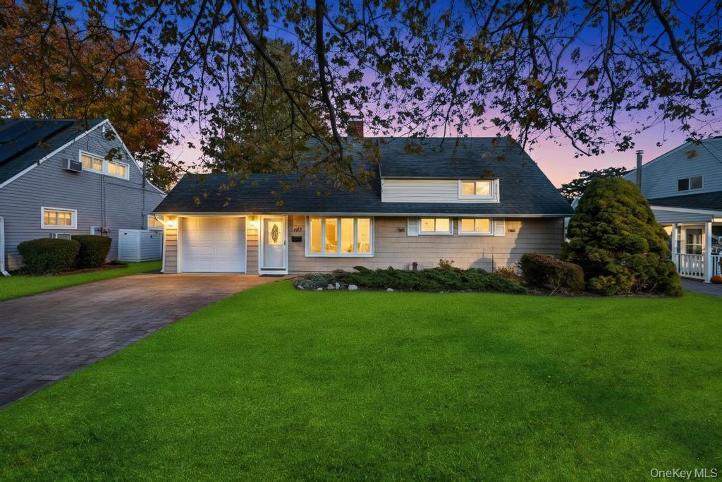 Single Family Fireplace  Nassau County, NY 11801, MLS-928920-2