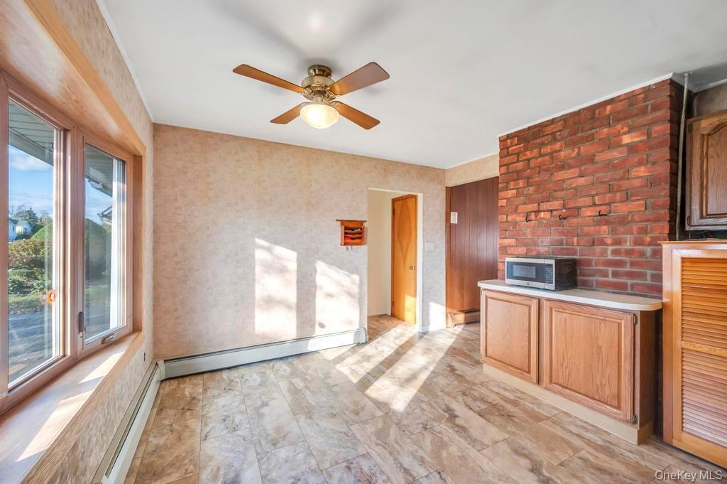 Single Family Fireplace  Nassau County, NY 11801, MLS-928920-23