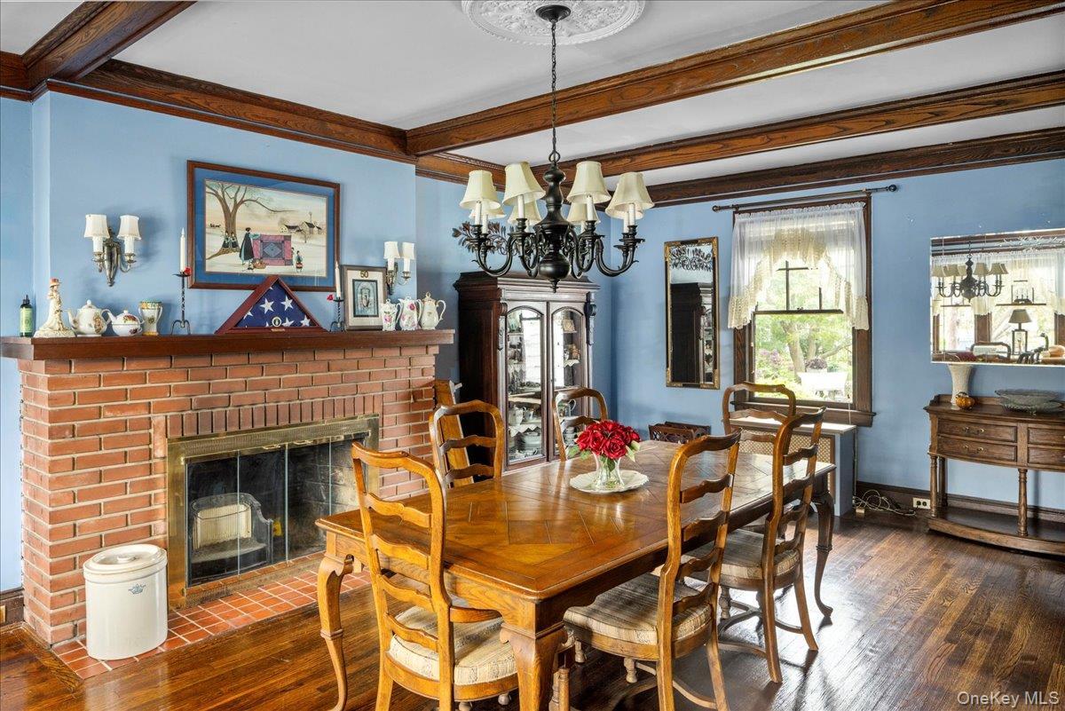 Single Family Mineola Nassau County, NY 11501, MLS-928924-11