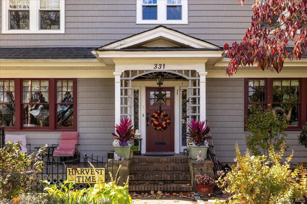 Single Family Mineola Nassau County, NY 11501, MLS-928924-8