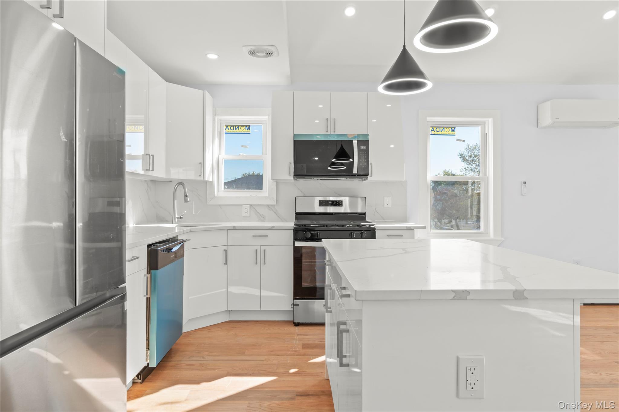 Single Family 147th Queens, NY 11422, MLS-928926-19