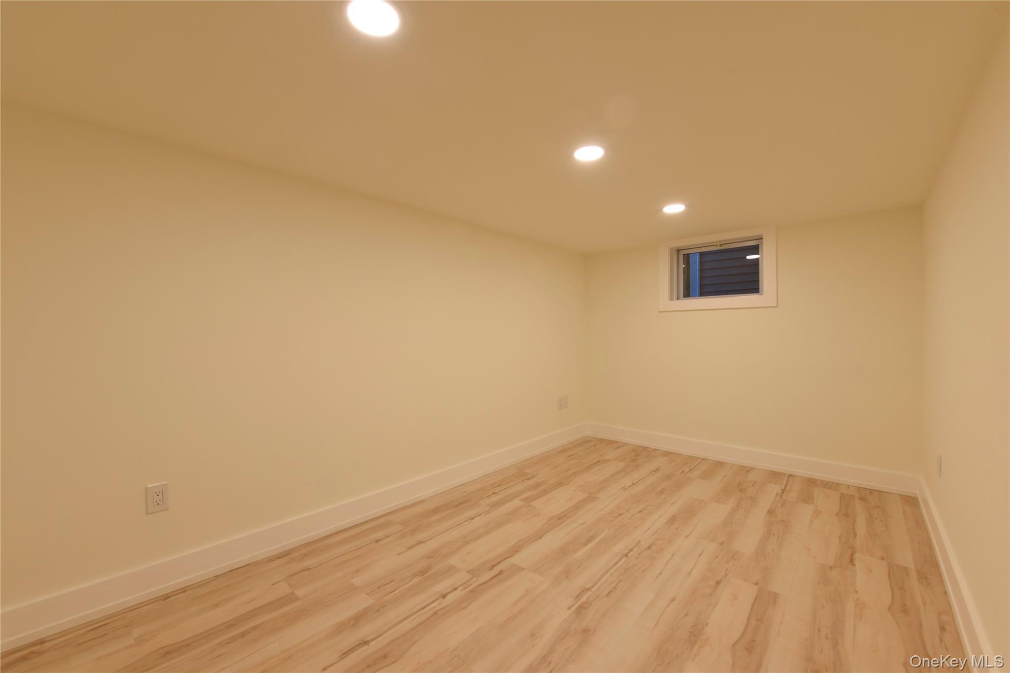 Single Family Pardam Knoll  Suffolk County, NY 11764, MLS-928930-23