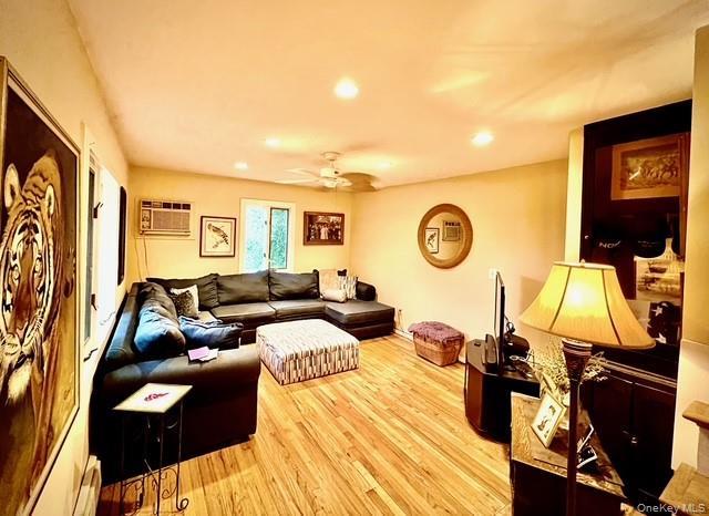 Single Family Seminole  Suffolk County, NY 11784, MLS-928932-17