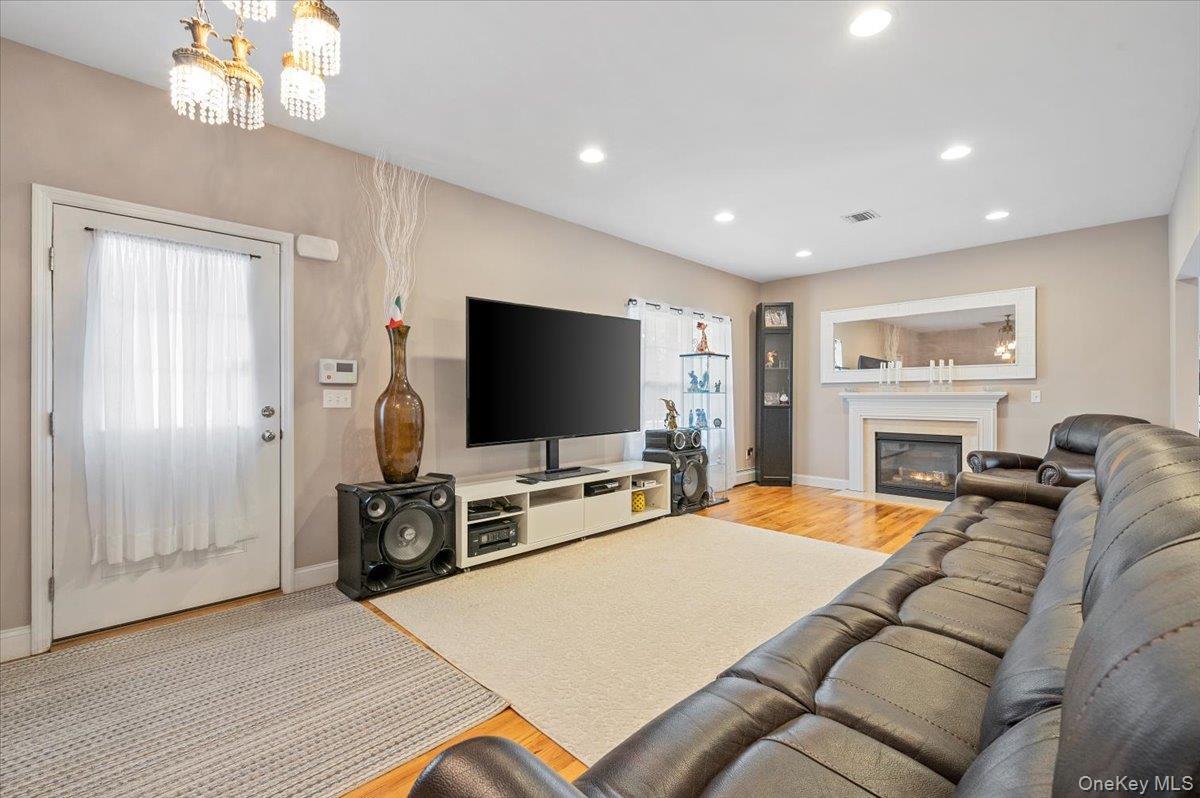 Single Family Margin Suffolk County, NY 11961, MLS-928934-3