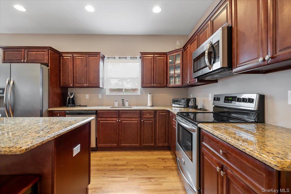 Single Family Margin Suffolk County, NY 11961, MLS-928934-6