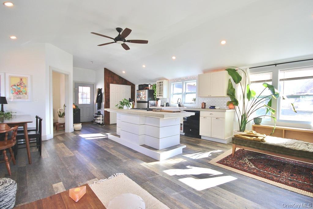 Single Family Old Glenham  Dutchess County, NY 12508, MLS-928942-38